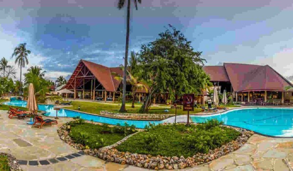 Amani Tiwi Beach Resort & Spa Holiday Offer, Pay 3 Stay 4 Nights Photo 1