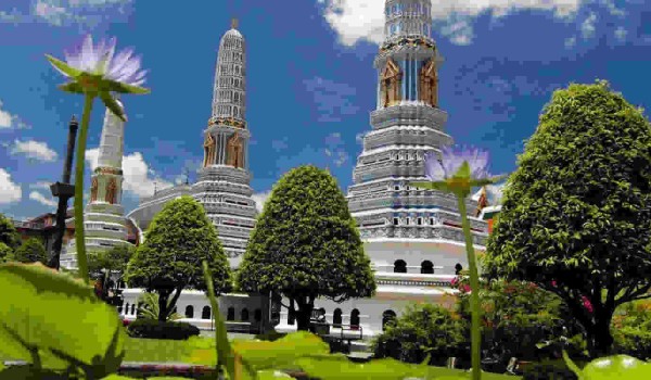 Bangkok 5 Days Holiday or Honeymoon Package Photo 1