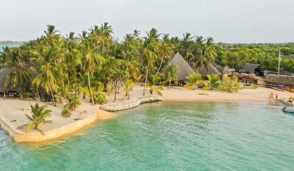 Lamu Holiday Deals, 3 Days Flying Packages Photo 1
