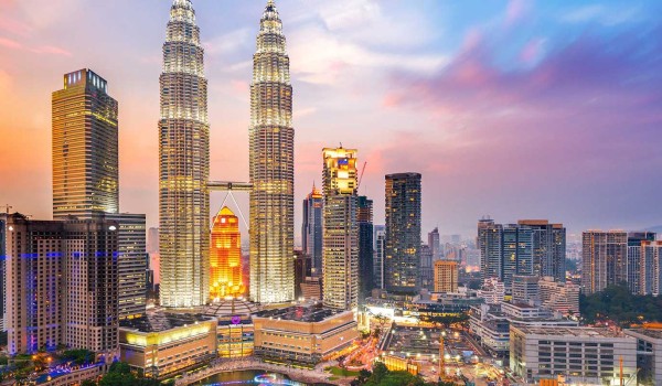 Malaysia, 5 Days Package Photo 1